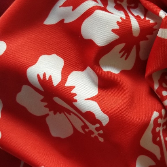 Sandy's fun clothes - Picture 9 of 11